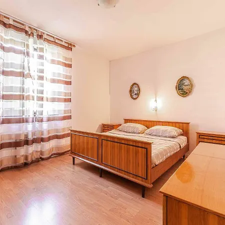 Apartman Nada *